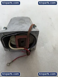 Vickers 317767 Solenoid – actual item, photo 3 of 8