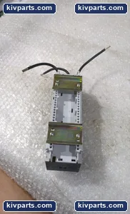 Allen-Bradley UES750N Busbar Adapter – actual item, photo 3 of 6
