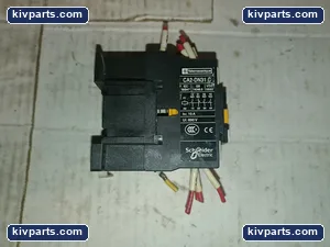 Telemecanique CA2-DN31 Control Relay – actual item, photo 2 of 3