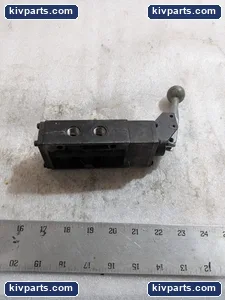 Norgren K71DA00KC0KL1 Nugget 200 Lever Valve – actual item, photo 3 of 5