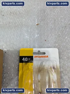Sylvania B10 Clear Decor Candelabra Base – actual item, photo 4 of 7