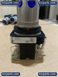 Allen-Bradley 800T-QAH24B Blue Illuminated Push Button – actual item, photo 3 of 5
