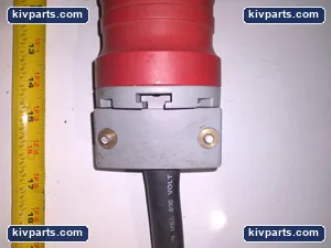 Leviton Receptacle – actual item, photo 2 of 8
