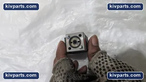 S-211E-04-40 Fluid Automation F09115 – actual item, photo 6 of 6