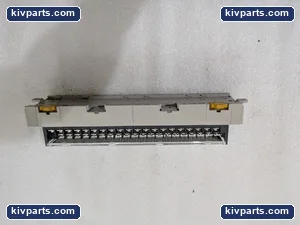 Omron XW2B-40G5 Terminal Block Automation PLC – actual item, photo 3 of 6