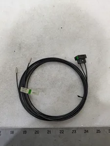 Aromat MQ-F12-02 Photoelectric Proximity Sensor