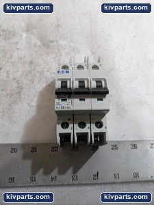Eaton FAZ-C8/3-NA-L Miniature Circuit Breaker – actual item, photo 3 of 11
