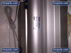 SMC NCDQ2WB125-150DCZ-A73 Double Rod Compact Cylinder – actual item, photo 2 of 4