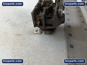 Honeywell 8812 R8242A Burner Control – actual item, photo 10 of 13