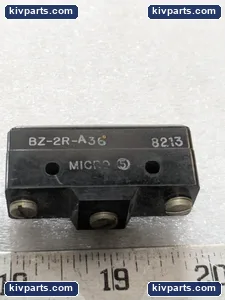Honeywell BZ-2R-A36 125 250 Micro Switch – actual item, photo 8 of 10