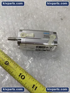 Festo ADVU-12-25-A-P-A Compact CYL – actual item, photo 2 of 5