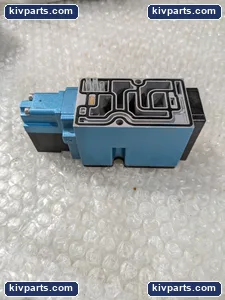 MAC 82A-AA-000-TM-DDAP-1DA Solenoid Valve – actual item, photo 3 of 7