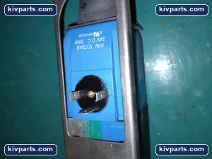 Eaton DG4V-3S-6C-Y-M Directional Solenoid Valve – actual item, photo 3 of 4