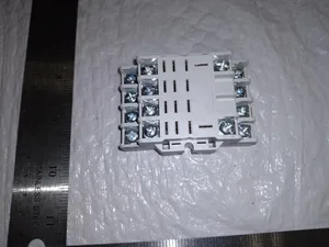 Cutler-Hammer D7PA4 Ser B1 Relay Socket