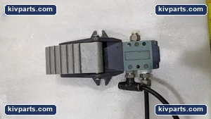 Schrader Bellows 52471 Dual Foot Switch Setup Valves – actual item, photo 5 of 9