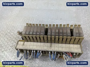 Omron G7TC-OC16 I/O Relay Terminal – actual item, photo 4 of 5