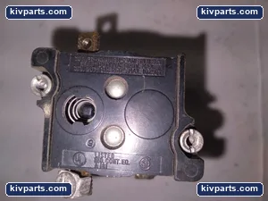 Cutler-Hammer 10250T Pushbutton – actual item, photo 3 of 4