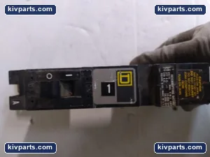 Square D FY14020A Circuit Breaker – actual item, photo 3 of 6