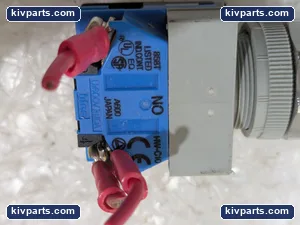 IDEC R32 Relay – actual item, photo 2 of 6