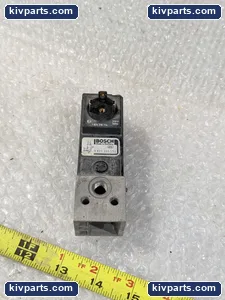 Bosch Rexroth 0820005152 Way Pneumatic Solenoid Valve – actual item, photo 3 of 5