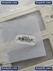Eaton 2164LA-BOX Wallplate Standard Light – actual item, photo 5 of 6