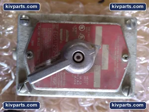 Crouse-Hinds EDS11272 Proof Selector Switch Control – actual item, photo 2 of 5