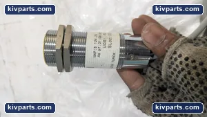 Turck BC10-M30K-AZ3X Proximity Sensor – actual item, photo 2 of 8