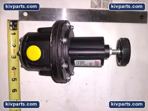 Fairchild Pneumatic Pressure Regulator – actual item, photo 2 of 4