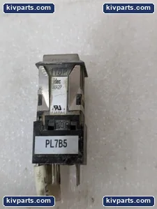 IDEC MA2P Relay – actual item, photo 6 of 8