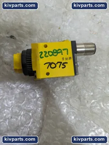 Banner SM312LVQD Mini-Beam Photoelectric Sensor – actual item, photo 4 of 7