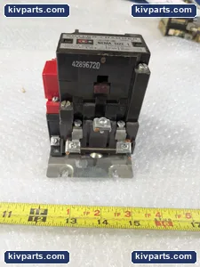 Cutler-Hammer C10CN3 NEMA Size 1 Magnetic Contactor – actual item, photo 3 of 8