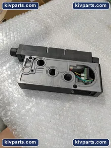 MAC FC93A-AB Valves – actual item, photo 3 of 5