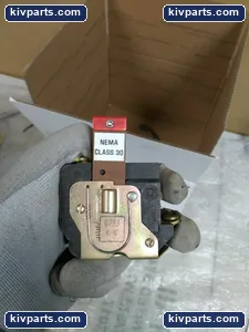Square D 9065 ARO-1R Overload Relay Aux Contact – actual item, photo 2 of 4