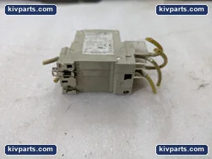 Fuji Electric CP32FM Miniature Circuit Breaker – actual item, photo 3 of 5