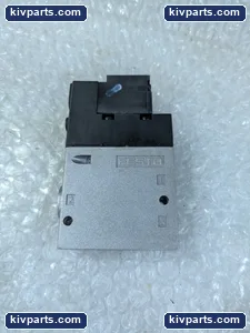 Festo CPE18-M2H-3GL-1/4 163761 Solenoid Valve – actual item, photo 6 of 9