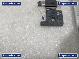Bussmann GMT-1/4A Indicating Telecom Fuse – actual item, photo 4 of 6