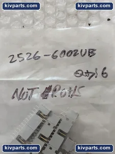 3M 2526-6002UB Shrouded Header Connector – actual item, photo 2 of 6