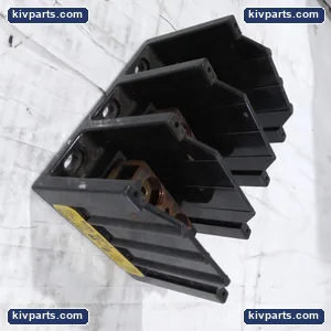 Bussmann 16301-3 Power Distribution Block – actual item, photo 6 of 7
