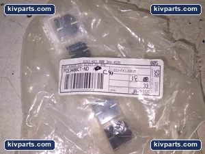 EEV-FK1J681M Electrolytic Capacitor – actual item, photo 2 of 3