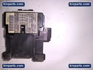 Fuji Electric 4SH422 Relay – actual item, photo 3 of 4