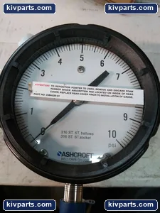 Ashcroft 45-1188-SS-04L-10 Pressure Gauge – actual item, photo 2 of 10