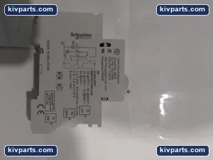 Merlin Gerin 24110 9 C60 Miniature Circuit Breaker – actual item, photo 3 of 6