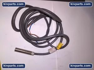Omron L-X2Y1 Proximity Switch – actual item, photo 2 of 3
