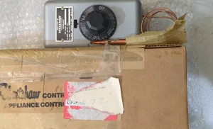 General Electric 6A426G Thermostat – actual item, photo 1 of 4