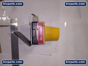 UNKNOWN 56 – actual item, photo 2 of 4