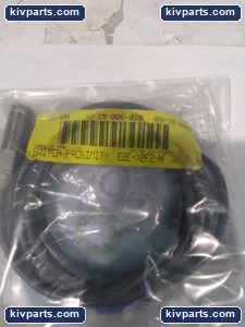 Omron E2E-X2F2 Switch – actual item, photo 3 of 5