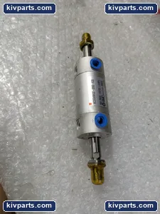 SMC NCDGWBN32-0050-XC6 Double Rod Air Cylinder – actual item, photo 3 of 4