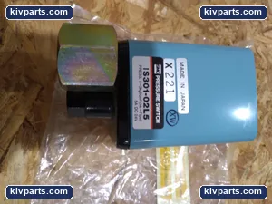 SMC IS301-02L5 Pressure Switch – actual item, photo 2 of 4