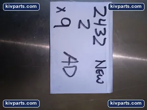 SMC 1060229-1 Angle RF Coaxial Crimp Plug – actual item, photo 3 of 3