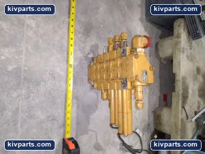 CAT 101-0889 Heavy Equipment – actual item, photo 2 of 5